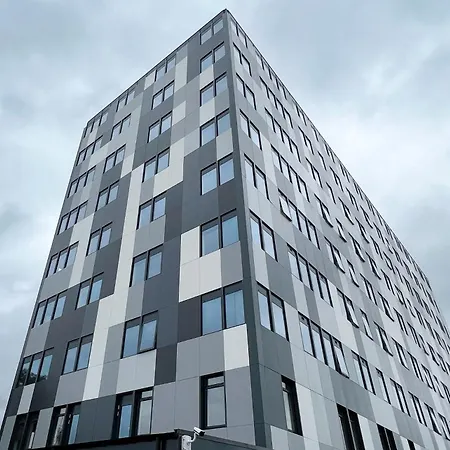 The Kaizen Apartment West Bromwich Exterior photo